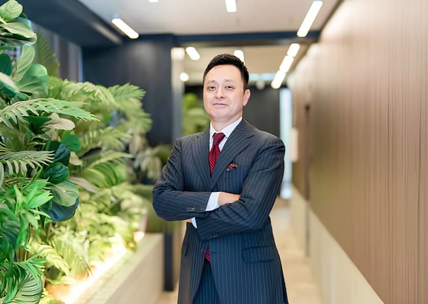 秋山高広顔写真